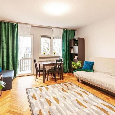 Superapart Woloska 40 Warsaw Ngoại thất bức ảnh