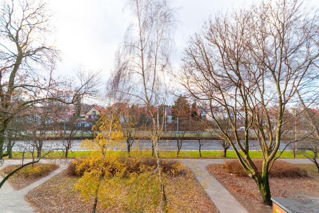 Superapart Woloska 40 Warsaw Ngoại thất bức ảnh