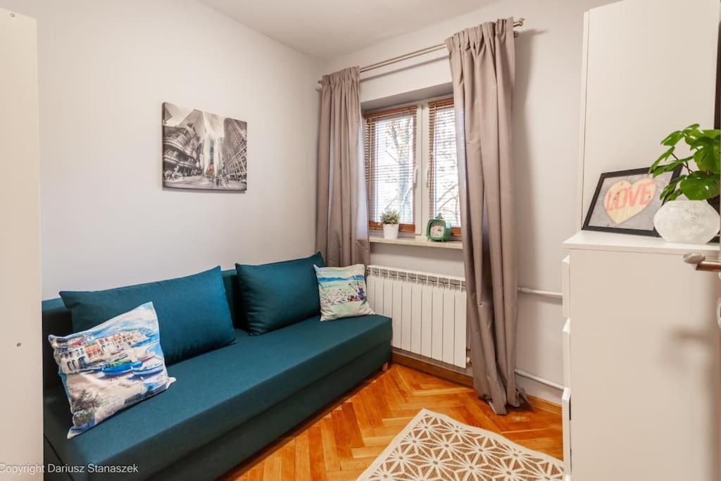 Superapart Woloska 40 Warsaw Ngoại thất bức ảnh